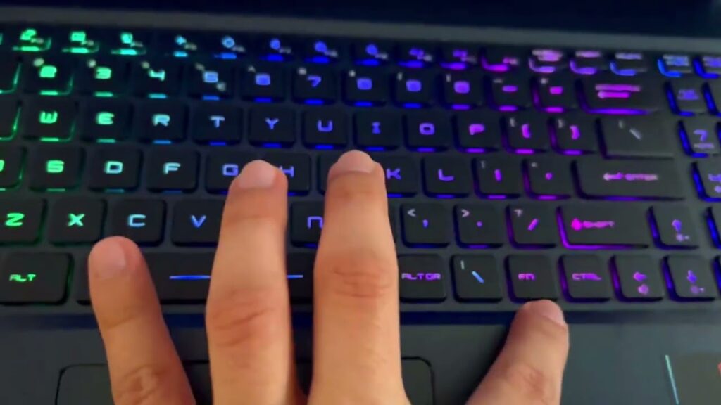 como prender el teclado en una predator laptop
