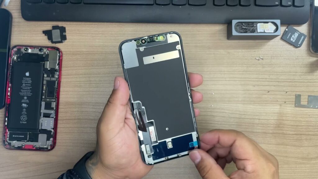 como quitar la pantalla del iphone 11