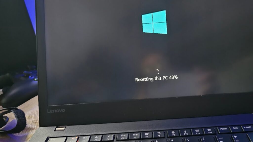 como reiniciar una laptop lenovo thinkpad
